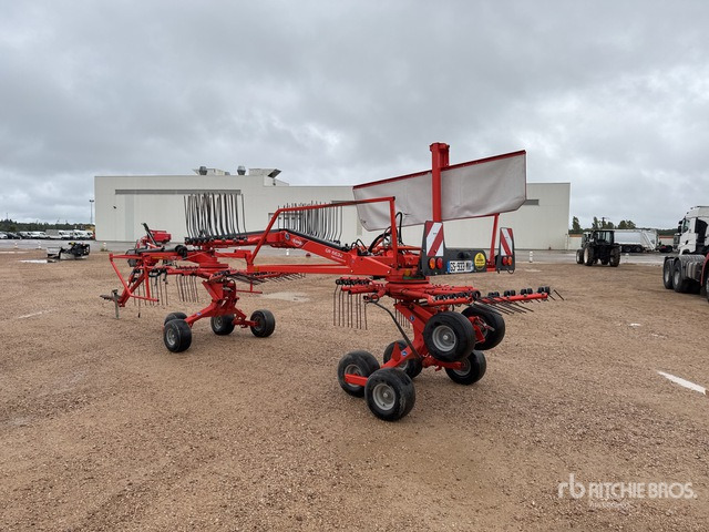 2016 Kuhn GA6632 6.6 m Semi-Mount 2 Rotor Andaineuse Hay Rake - Obracač sena: obrázok 4 2016 Kuhn GA6632 6.6 m Semi-Mount 2 Rotor Andaineuse Hay Rake - Obracač sena: obrázok 4