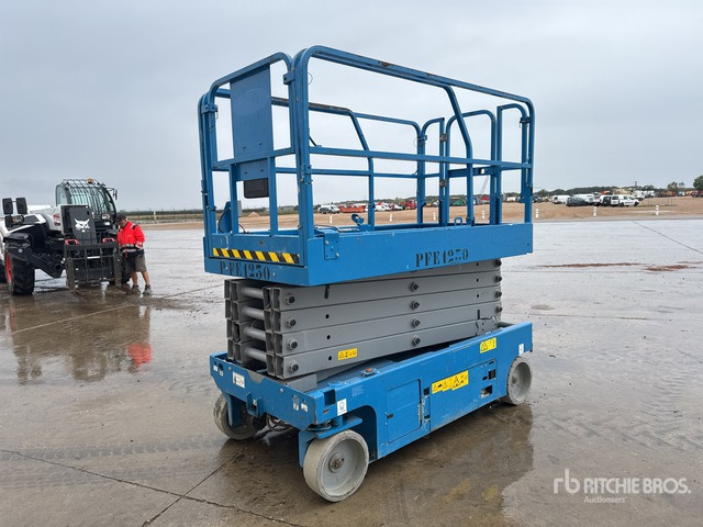 2019 Genie GS3246 Electric Nacelle Ciseau Electri ... Scissor Lift - Samohybná plošiny: obrázok 3 2019 Genie GS3246 Electric Nacelle Ciseau Electri ... Scissor Lift - Samohybná plošiny: obrázok 3