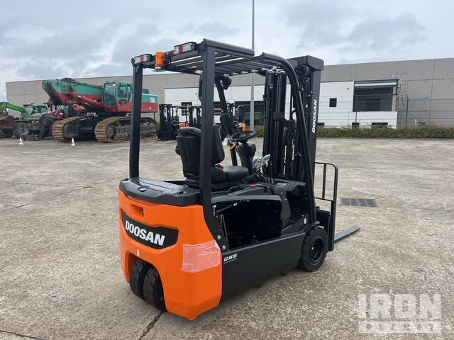 2023 Doosan B20T-7 PLUS 2000 kg Chariot Elevateur Elect ... Electric Forklift - Elektrický vysokozdvižný vozík: obrázok 4 2023 Doosan B20T-7 PLUS 2000 kg Chariot Elevateur Elect ... Electric Forklift - Elektrický vysokozdvižný vozík: obrázok 4