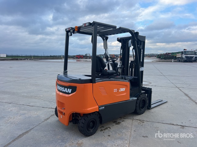 2023 Doosan B35X-7 PLUS 3500 kg Chariot Elevateur Elect ... Electric Forklift - Elektrický vysokozdvižný vozík: obrázok 4 2023 Doosan B35X-7 PLUS 3500 kg Chariot Elevateur Elect ... Electric Forklift - Elektrický vysokozdvižný vozík: obrázok 4