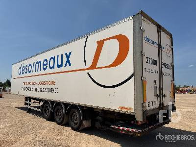 FRUEHAUF Tri/A Semi-Remorque Fourgon - Plošinový/ Valníkový náves: obrázok 2 FRUEHAUF Tri/A Semi-Remorque Fourgon - Plošinový/ Valníkový náves: obrázok 2