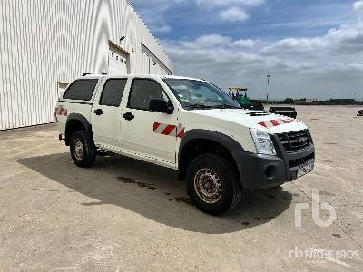 ISUZU D-MAX 4x4 Crew Cab - Pick-up: obrázok 4 ISUZU D-MAX 4x4 Crew Cab - Pick-up: obrázok 4