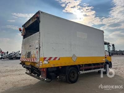 IVECO 120E24 4x2 Camion Fourgon - Skříňový nákladní auto: obrázok 3 IVECO 120E24 4x2 Camion Fourgon - Skříňový nákladní auto: obrázok 3