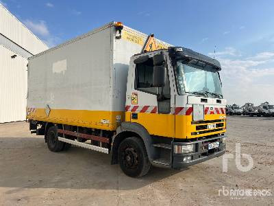 IVECO 120E24 4x2 Camion Fourgon - Skříňový nákladní auto: obrázok 4 IVECO 120E24 4x2 Camion Fourgon - Skříňový nákladní auto: obrázok 4