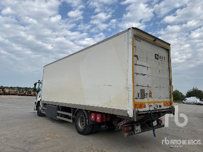 IVECO AD190S 4x2 Camion Fourgon - Skříňový nákladní auto: obrázok 2 IVECO AD190S 4x2 Camion Fourgon - Skříňový nákladní auto: obrázok 2