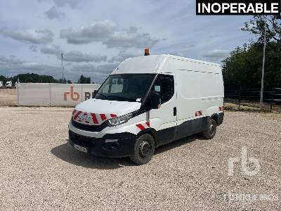 IVECO DAILY 35-140 Vhicule Utilitaire (Inoperable) - Skříňový nákladní auto: obrázok 1 IVECO DAILY 35-140 Vhicule Utilitaire (Inoperable) - Skříňový nákladní auto: obrázok 1