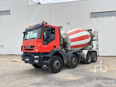 IVECO TRAKKER 410 8x4 Camion Malaxeur - Domiešavač: obrázok 1 IVECO TRAKKER 410 8x4 Camion Malaxeur - Domiešavač: obrázok 1