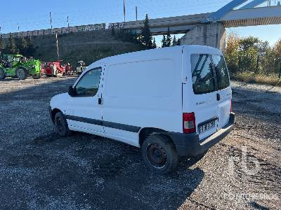 PEUGEOT PARTNER Vehicule Utilitaire (Inoperable) - Furgon: obrázok 2 PEUGEOT PARTNER Vehicule Utilitaire (Inoperable) - Furgon: obrázok 2