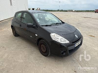 RENAULT CLIO Automobile - Automobil: obrázok 4 RENAULT CLIO Automobile - Automobil: obrázok 4