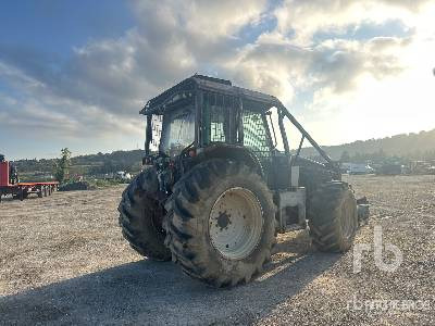 VALTRA T173 Tracteur Agricole (Inoperable) - Traktor: obrázok 3 VALTRA T173 Tracteur Agricole (Inoperable) - Traktor: obrázok 3