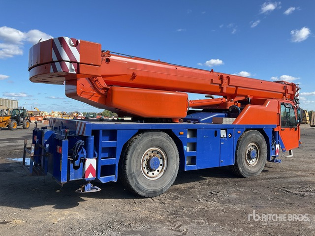2008 Terex Demag AC40/2L 5 t 4x4 All Terrain Crane - Žeriav pre všetky terény: obrázok 5 2008 Terex Demag AC40/2L 5 t 4x4 All Terrain Crane - Žeriav pre všetky terény: obrázok 5