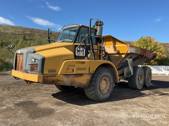 2011 Cat 735 6x6. Articulated Dump Truck - Ťahačový kĺbový damper: obrázok 2 2011 Cat 735 6x6. Articulated Dump Truck - Ťahačový kĺbový damper: obrázok 2