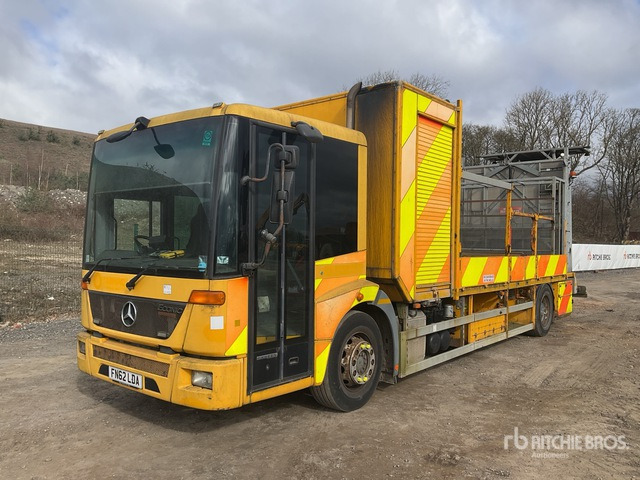 2012 Mercedes-Benz Econic 4x2 18 Ton Impact Protection Ve ... Flatbed Truck - Valníkový/ Plošinový nákladný automobil: obrázok 2 2012 Mercedes-Benz Econic 4x2 18 Ton Impact Protection Ve ... Flatbed Truck - Valníkový/ Plošinový nákladný automobil: obrázok 2