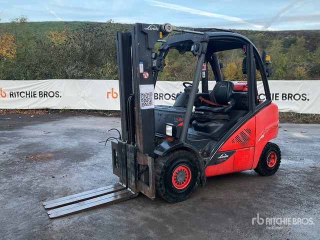 2014 Linde H30T02 3000 kg Forklift - Vysokozdvižný vozík: obrázok 3 2014 Linde H30T02 3000 kg Forklift - Vysokozdvižný vozík: obrázok 3