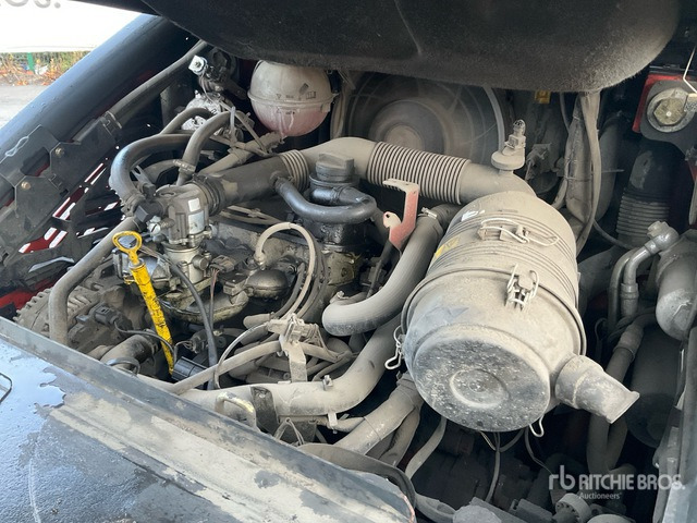 2014 Linde H30T02 3000 kg Forklift - Vysokozdvižný vozík: obrázok 5 2014 Linde H30T02 3000 kg Forklift - Vysokozdvižný vozík: obrázok 5