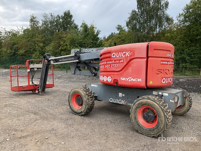 2014 Skyjack SJ51AJ 4WD Diesel Articulating Boom Lift - Kĺbová pracovná plošina: obrázok 3 2014 Skyjack SJ51AJ 4WD Diesel Articulating Boom Lift - Kĺbová pracovná plošina: obrázok 3