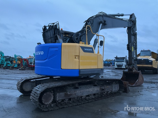 2014 Volvo ECR235DL Tracked Excavator - Pásové rýpadlo: obrázok 4 2014 Volvo ECR235DL Tracked Excavator - Pásové rýpadlo: obrázok 4