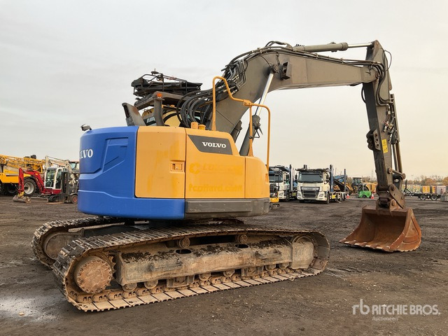 2014 Volvo ECR235DL Tracked Excavator - Pásové rýpadlo: obrázok 4 2014 Volvo ECR235DL Tracked Excavator - Pásové rýpadlo: obrázok 4