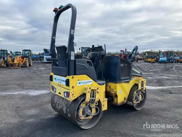 2015 Bomag BW120AD-5 Double Drum Roller - Cestný valec: obrázok 3 2015 Bomag BW120AD-5 Double Drum Roller - Cestný valec: obrázok 3
