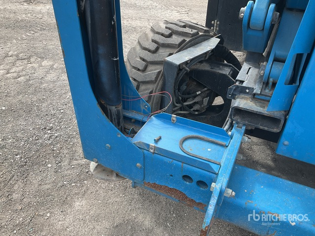 2015 Genie GS-5390 4x4 Diesel Scissor Lift - Samohybná plošiny: obrázok 4 2015 Genie GS-5390 4x4 Diesel Scissor Lift - Samohybná plošiny: obrázok 4