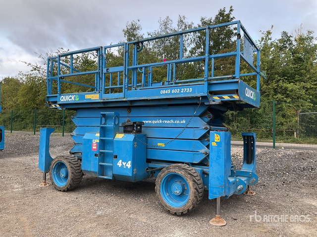 2016 Genie GS5390 4x4 Diesel Scissor Lift - Samohybná plošiny: obrázok 2 2016 Genie GS5390 4x4 Diesel Scissor Lift - Samohybná plošiny: obrázok 2