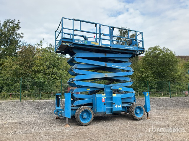 2016 Genie GS5390 4x4 Diesel Scissor Lift - Samohybná plošiny: obrázok 3 2016 Genie GS5390 4x4 Diesel Scissor Lift - Samohybná plošiny: obrázok 3