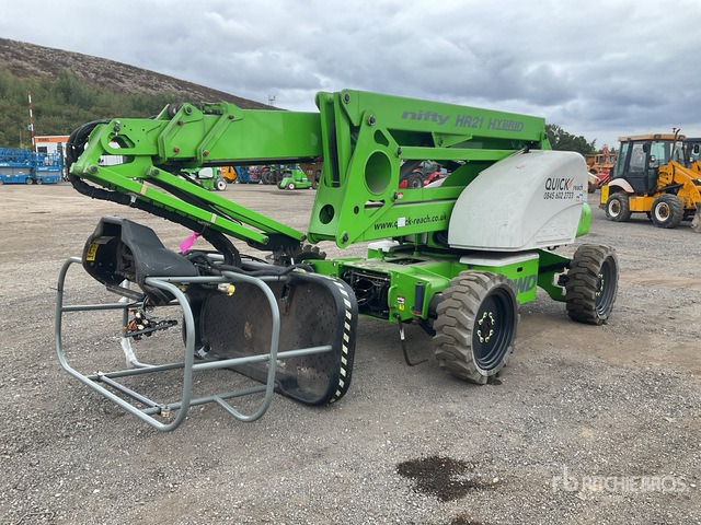 2016 Nifty HR21 4WD Hybrid (Inoperable) Articulating Boom Lift - Kĺbová pracovná plošina: obrázok 1 2016 Nifty HR21 4WD Hybrid (Inoperable) Articulating Boom Lift - Kĺbová pracovná plošina: obrázok 1