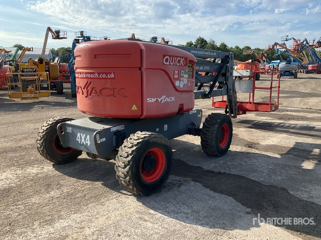 2016 Skyjack SJ46AJ 4WD Diesel Articulating Boom Lift - Kĺbová pracovná plošina: obrázok 5 2016 Skyjack SJ46AJ 4WD Diesel Articulating Boom Lift - Kĺbová pracovná plošina: obrázok 5