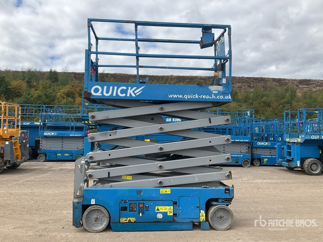 2017 Genie GS3232 Electric Scissor Lift - Samohybná plošiny: obrázok 2 2017 Genie GS3232 Electric Scissor Lift - Samohybná plošiny: obrázok 2