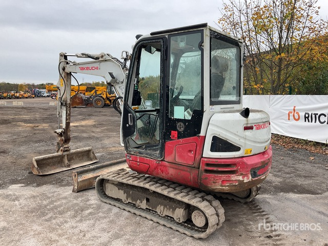 2018 Takeuchi TB240 Mini Excavator: <6.6t - Mini rýpadlo: obrázok 3 2018 Takeuchi TB240 Mini Excavator: <6.6t - Mini rýpadlo: obrázok 3