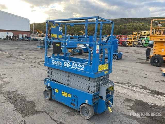 2019 Genie GS1932 Electric Scissor Lift - Samohybná plošiny: obrázok 4 2019 Genie GS1932 Electric Scissor Lift - Samohybná plošiny: obrázok 4