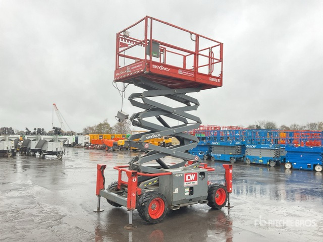 2019 Skyjack SJ6832RT 4x4 Diesel Scissor Lift - Samohybná plošiny: obrázok 1 2019 Skyjack SJ6832RT 4x4 Diesel Scissor Lift - Samohybná plošiny: obrázok 1