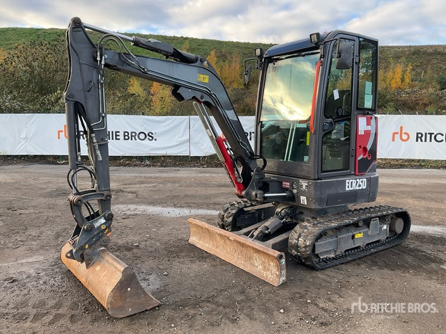 2019 Volvo ECR25D Mini Excavator: <6.6t - Mini rýpadlo: obrázok 2 2019 Volvo ECR25D Mini Excavator: <6.6t - Mini rýpadlo: obrázok 2