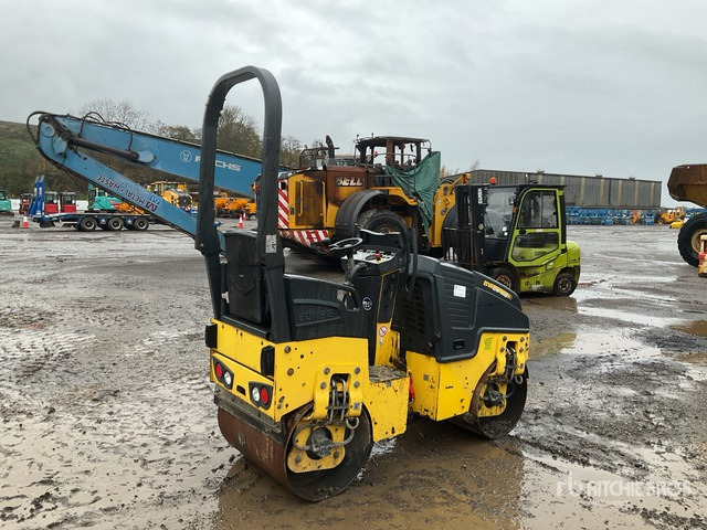 Bomag BW80AD Double Drum Roller - Cestný valec: obrázok 4 Bomag BW80AD Double Drum Roller - Cestný valec: obrázok 4