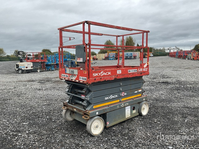 Skyjack SJ4632 Scissor Lift - Samohybná plošiny: obrázok 4 Skyjack SJ4632 Scissor Lift - Samohybná plošiny: obrázok 4