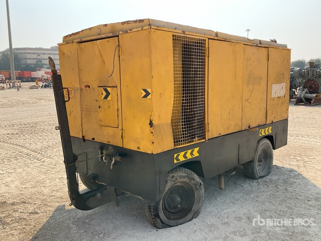 1996 Atlas Copco Mobile (Inoperable) Air Compressor - Vzduchový kompresor: obrázok 1 1996 Atlas Copco Mobile (Inoperable) Air Compressor - Vzduchový kompresor: obrázok 1