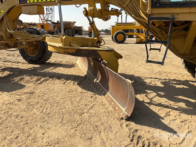 2001 Cat 140H Motor Grader - Zrovnávač: obrázok 4 2001 Cat 140H Motor Grader - Zrovnávač: obrázok 4