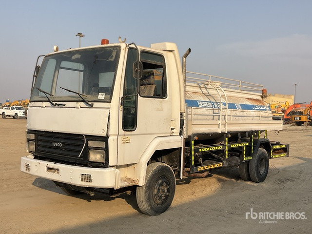 2002 Iveco Cargo 712 5000 L 4x2 Water Truck - Cisternové vozidlo: obrázok 2 2002 Iveco Cargo 712 5000 L 4x2 Water Truck - Cisternové vozidlo: obrázok 2