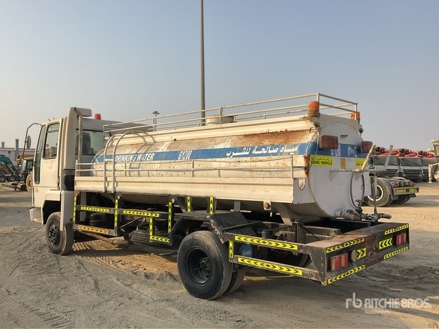 2002 Iveco Cargo 712 5000 L 4x2 Water Truck - Cisternové vozidlo: obrázok 4 2002 Iveco Cargo 712 5000 L 4x2 Water Truck - Cisternové vozidlo: obrázok 4