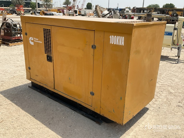2005 Cummins C1105D5 100 kVA Skid-Mounted Generator Set - Elektrický generátor: obrázok 4 2005 Cummins C1105D5 100 kVA Skid-Mounted Generator Set - Elektrický generátor: obrázok 4