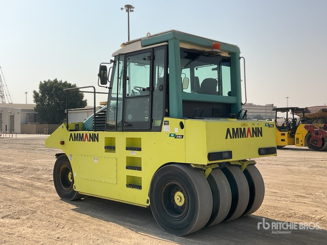 2007 Ammann AP240 8 Wheel Pneumatic Roller - Cestný valec: obrázok 3 2007 Ammann AP240 8 Wheel Pneumatic Roller - Cestný valec: obrázok 3