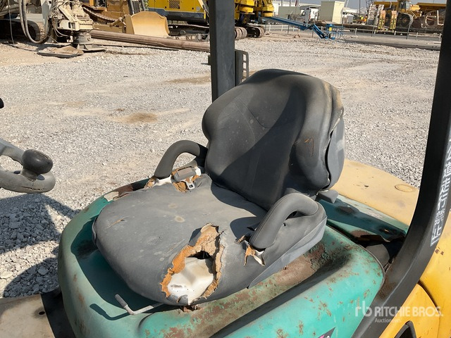 2007 Komatsu FD25T-16 2.5 ton (Inoperable) Forklift - Dieselový vysokozdvižný vozík: obrázok 5 2007 Komatsu FD25T-16 2.5 ton (Inoperable) Forklift - Dieselový vysokozdvižný vozík: obrázok 5