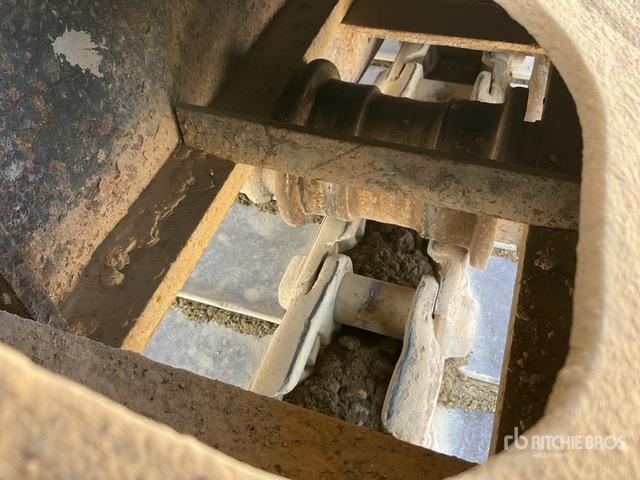 2008 Cat 320DL - Pásové rýpadlo: obrázok 5 2008 Cat 320DL - Pásové rýpadlo: obrázok 5