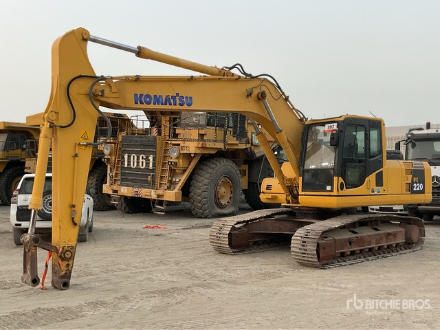 2010 Komatsu PC220-8N1 - Pásové rýpadlo: obrázok 3 2010 Komatsu PC220-8N1 - Pásové rýpadlo: obrázok 3