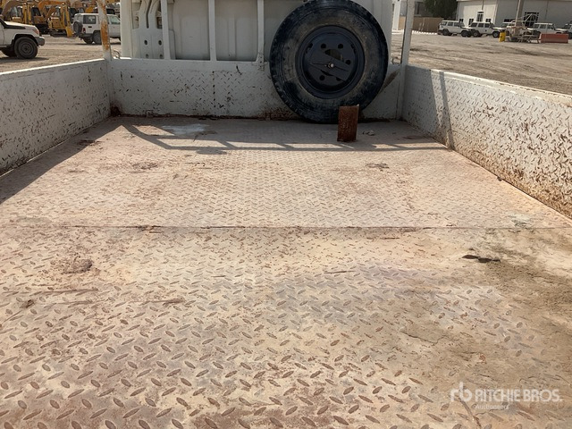 2010 Mitsubishi Canter 4x2 Crew Cab Flatbed Truck - Valníkový/ Plošinový nákladný automobil: obrázok 5 2010 Mitsubishi Canter 4x2 Crew Cab Flatbed Truck - Valníkový/ Plošinový nákladný automobil: obrázok 5