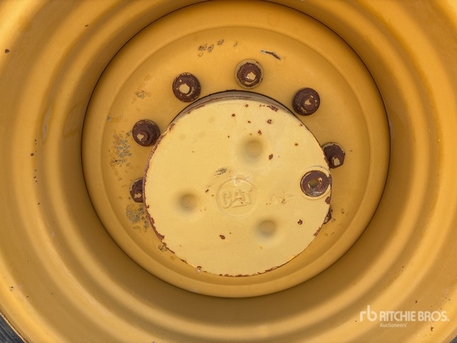 2012 Cat CS-533E Smooth Drum Compactor - Kompaktor: obrázok 5 2012 Cat CS-533E Smooth Drum Compactor - Kompaktor: obrázok 5