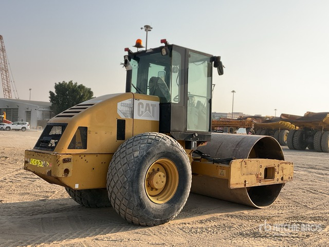 2012 Cat CS-533E Smooth Drum Compactor - Kompaktor: obrázok 3 2012 Cat CS-533E Smooth Drum Compactor - Kompaktor: obrázok 3