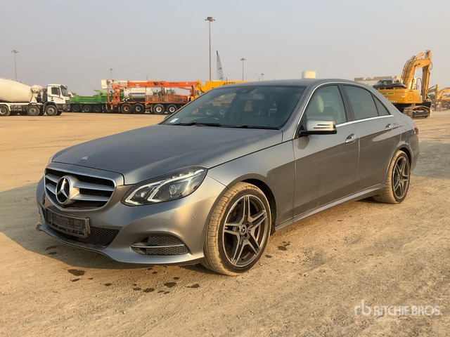 2013 Mercedes-Benz E250 - Automobil: obrázok 3 2013 Mercedes-Benz E250 - Automobil: obrázok 3