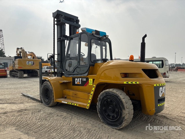 2014 Cat DP150 15 ton Forklift - Dieselový vysokozdvižný vozík: obrázok 2 2014 Cat DP150 15 ton Forklift - Dieselový vysokozdvižný vozík: obrázok 2