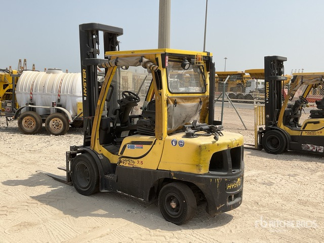 2015 Hyster H3.5FT 3.5 ton Forklift - Vysokozdvižný vozík: obrázok 4 2015 Hyster H3.5FT 3.5 ton Forklift - Vysokozdvižný vozík: obrázok 4
